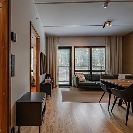 C23 Ski-in Ski-out By Aavalevi דירה